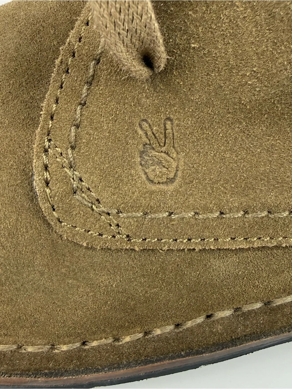 John Varvatos Chukka Ankle Boots Mens Olive/Tan Suede Lace Up Ankle Size 9M